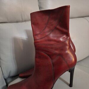 Leather upper stilleto boot made in brazil